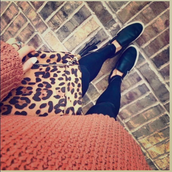 Steve Madden Shoes - STEVE MADDEN®️TRENDY BOHO RETRO FLATS 8.5 “EMMIL”